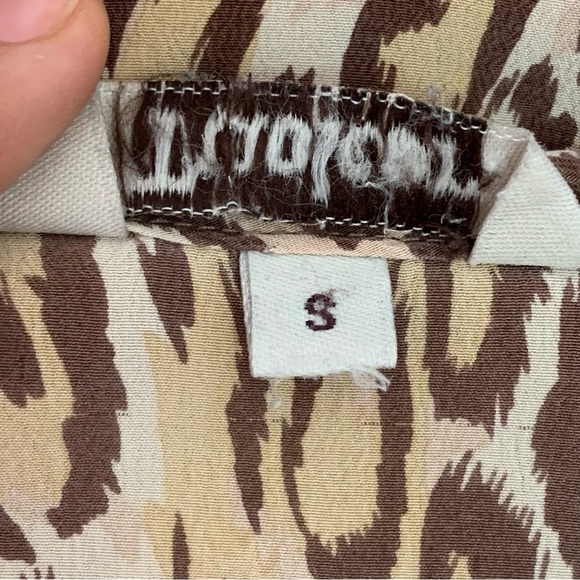 Tucker Women's Leopard Print Long Sleeve 100% Silk Blouse Size Small - Picture 12 of 14